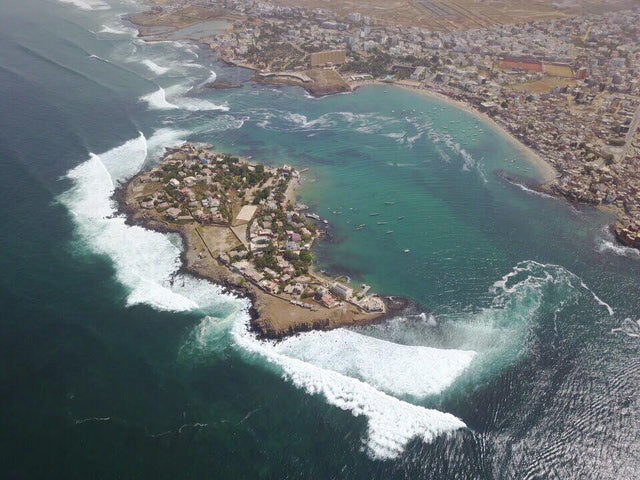 SENEGAL, TERRE DE L'HOSPITALITE - Saint Jacques Wetsuits