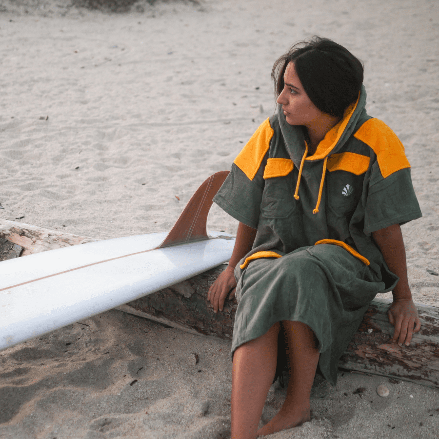 Poncho Surf Femme Saint Jacques Wetsuits Cape Rouge